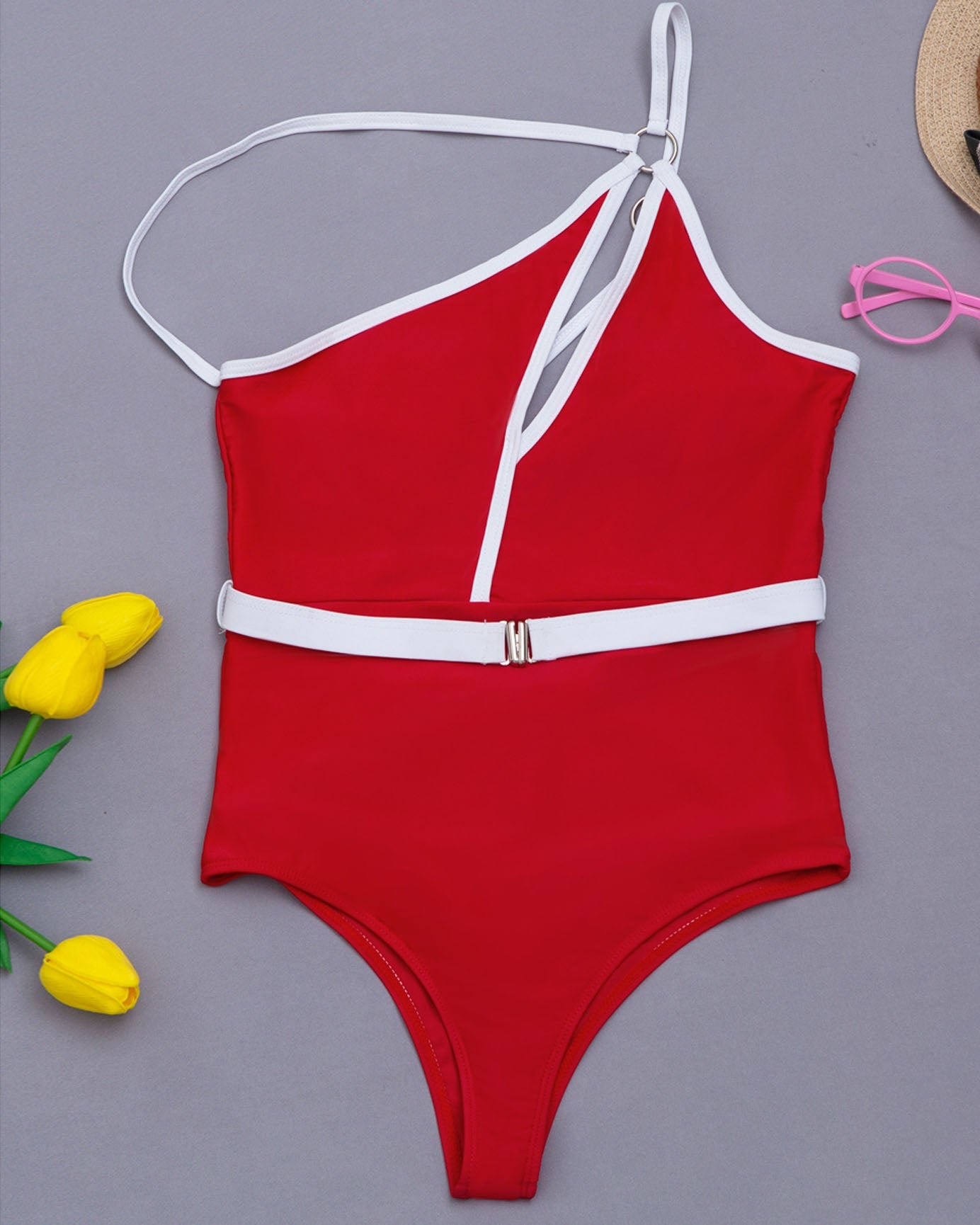 Solid-color one-piece swimsuit with cut-out sexy belt