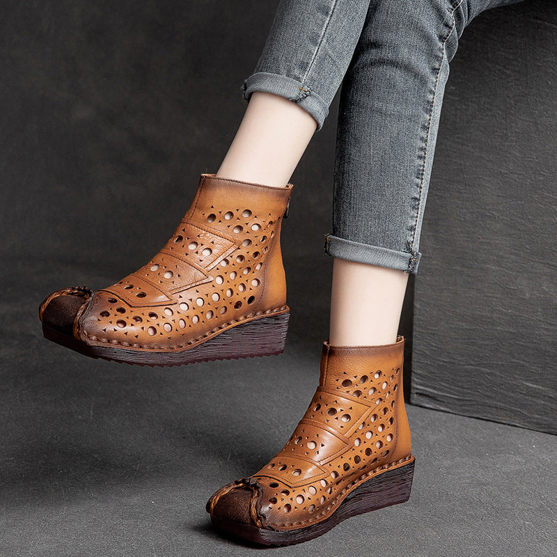 Women Platform Round-Toe Retro Leather Boots