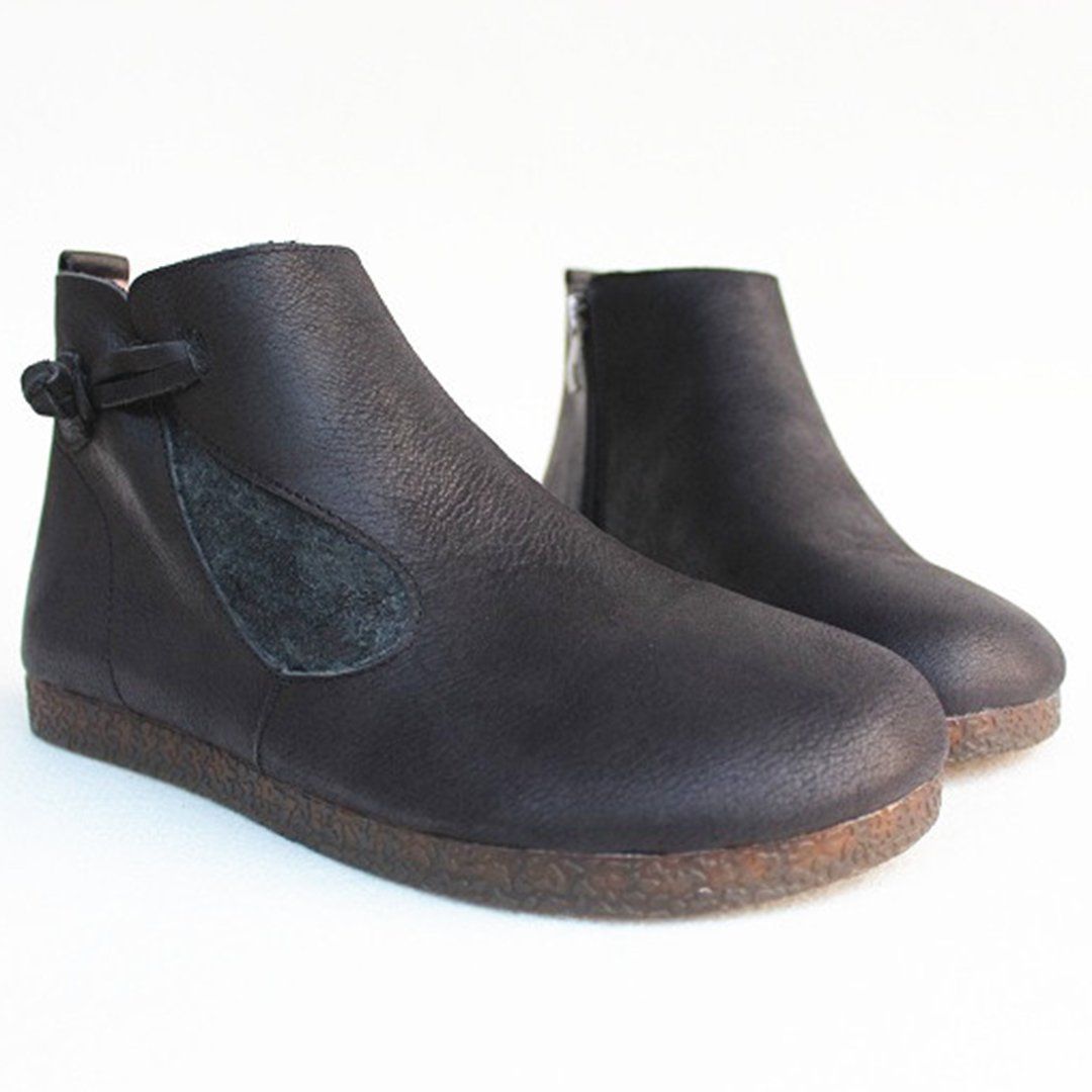 Knob Knot Leather Boots