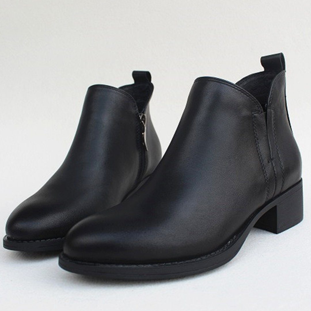 Pointed Toe Leather Boots