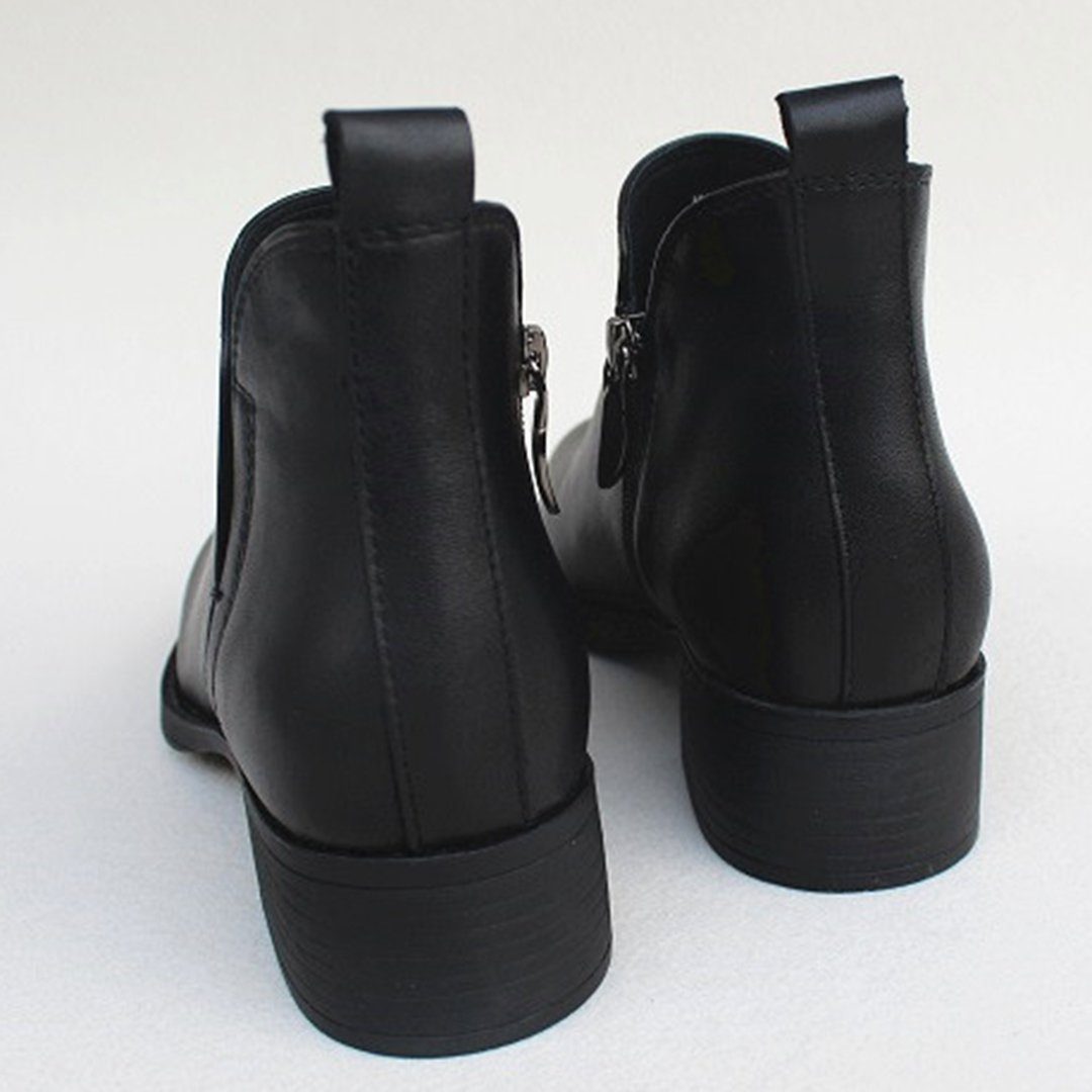 Pointed Toe Leather Boots