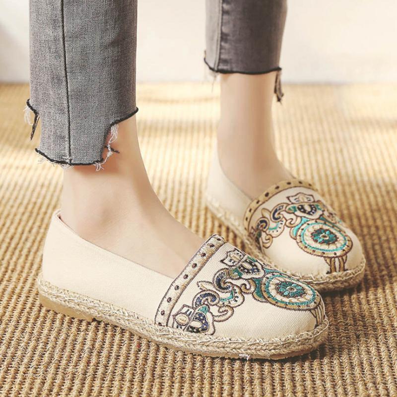 Women Casual Slip On Embroidered Low Heel Breathable Shoes