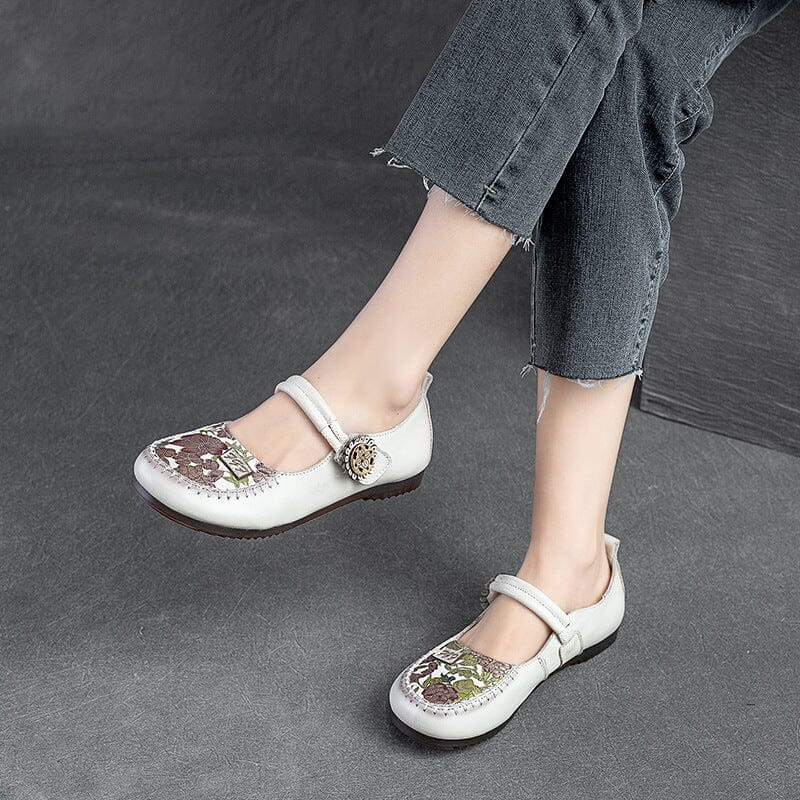 Women Retro Leather Velcro Casual Shoes