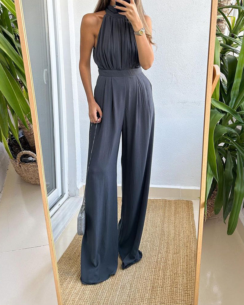 Halter Neck Pleated Loose Jumpsuit