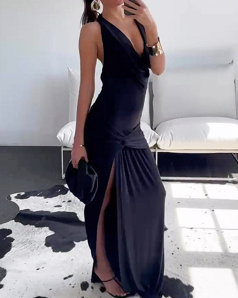 Solid Color Halterneck Deep V Pleated Slit Dress