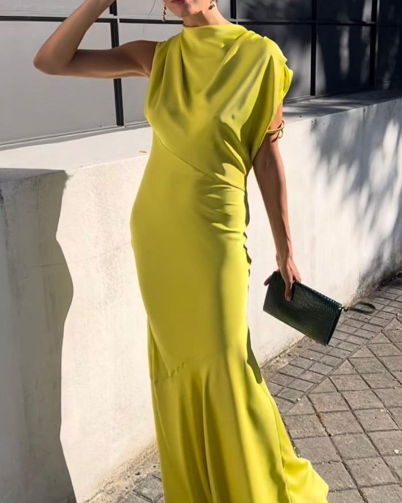 Elegant solid color long dress