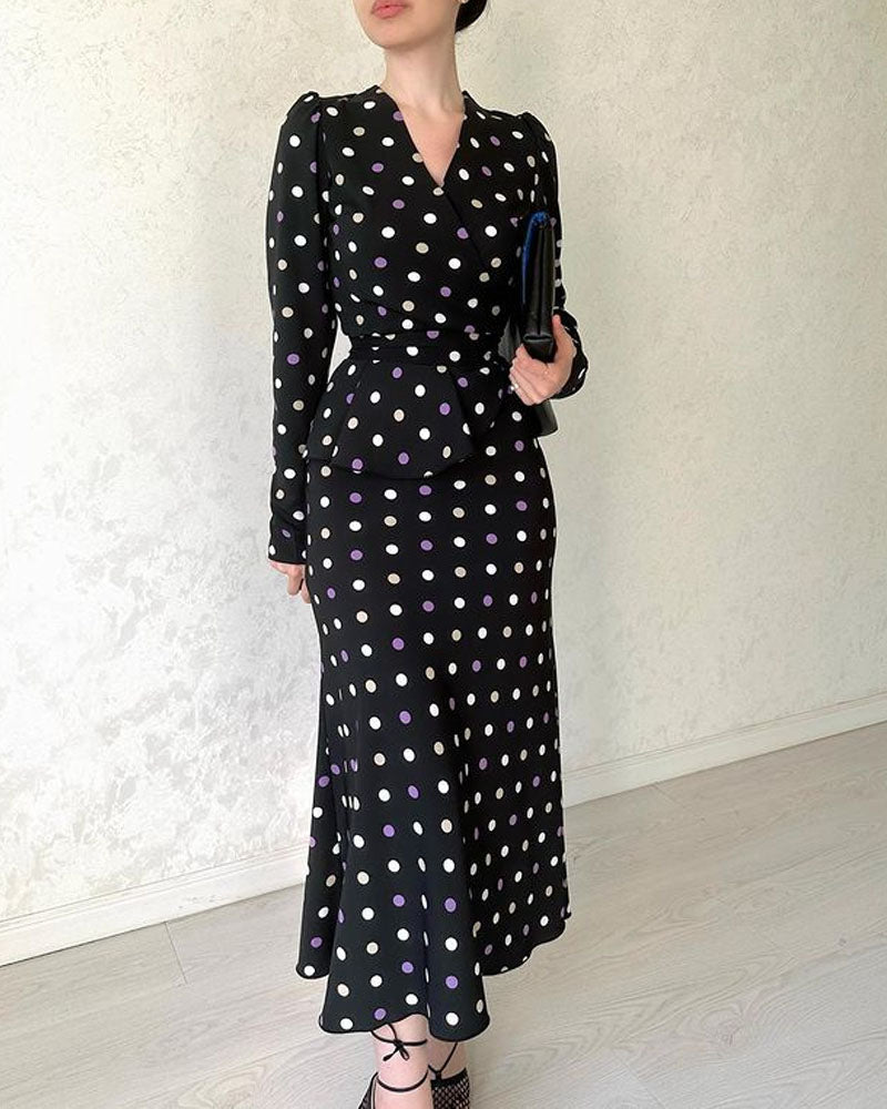 Elegant V-neck Long-sleeve Printed Dress