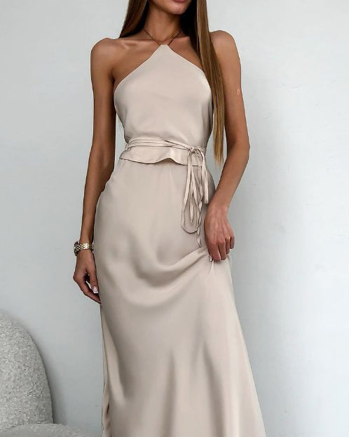 solid color sleeveless two piece suit