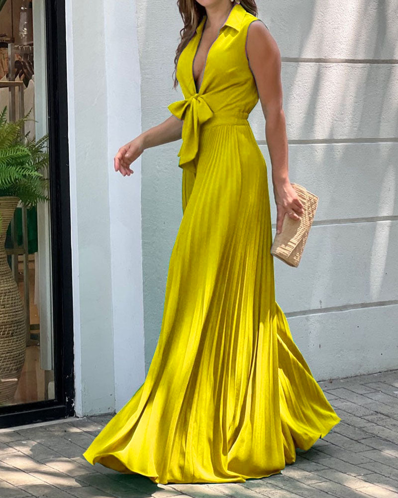 Fashionable V-neck Sleeveless Pleated Jumpsuit